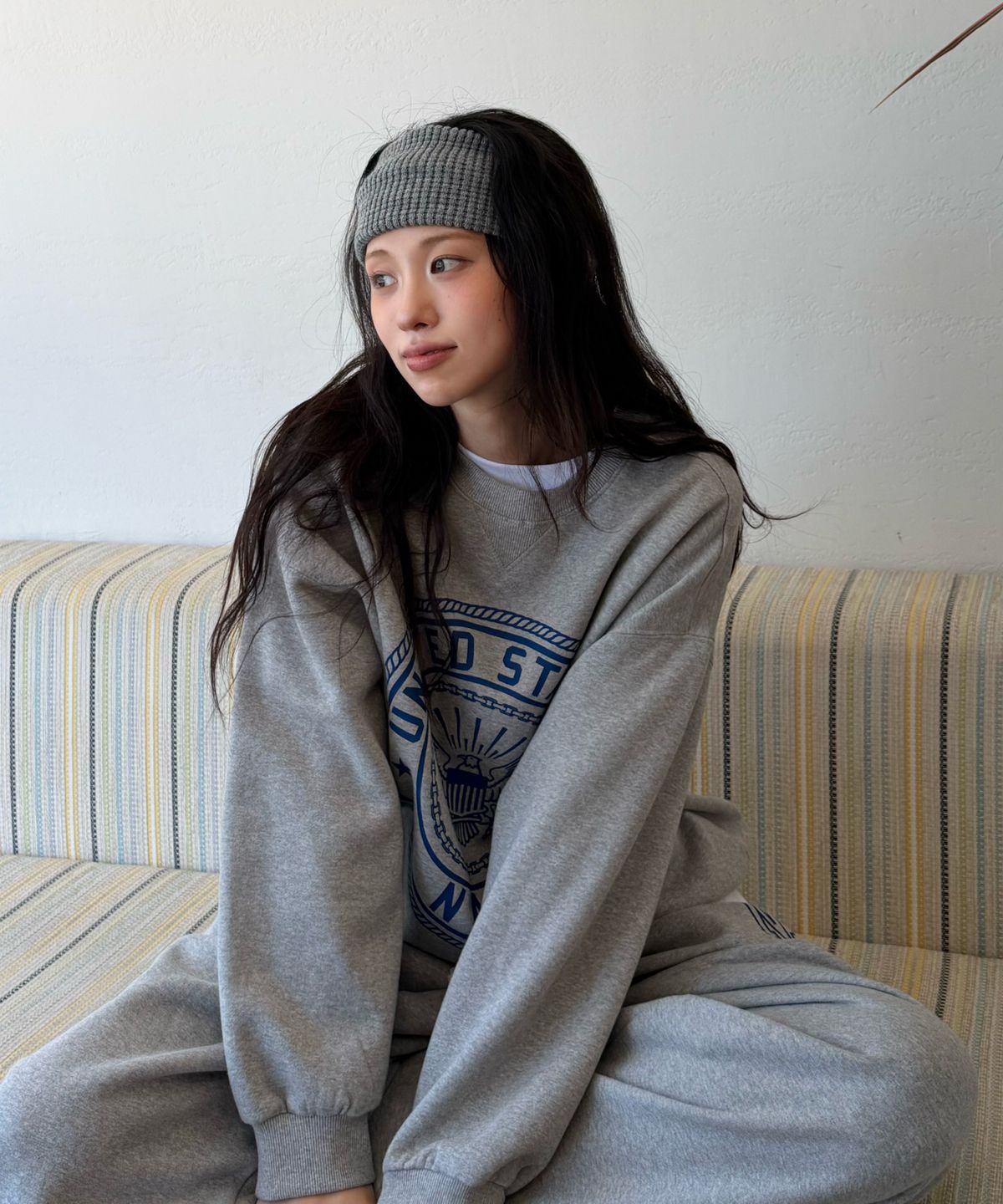 아모우(AMOU) [기모] US NAVY One Tuck Sweat  pants GRAY