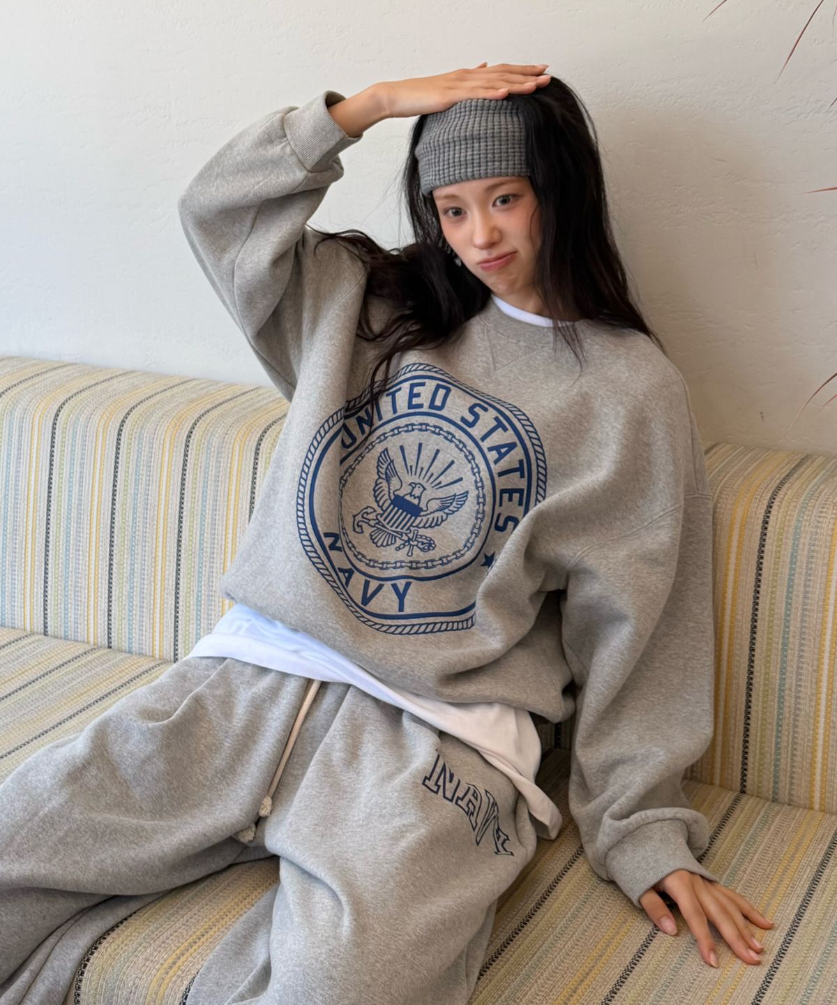 아모우(AMOU) [기모] US NAVY One Tuck Sweat  pants GRAY