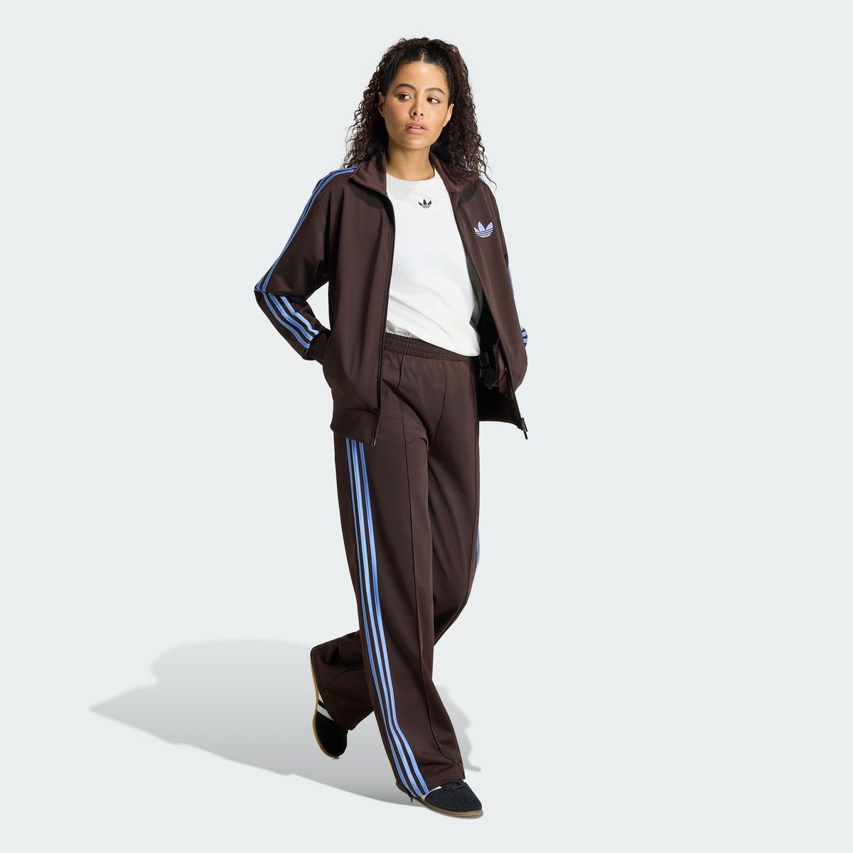 아디다스(ADIDAS) 파이어버드 루즈 트랙 팬츠 - 아우라커피 / KS4665