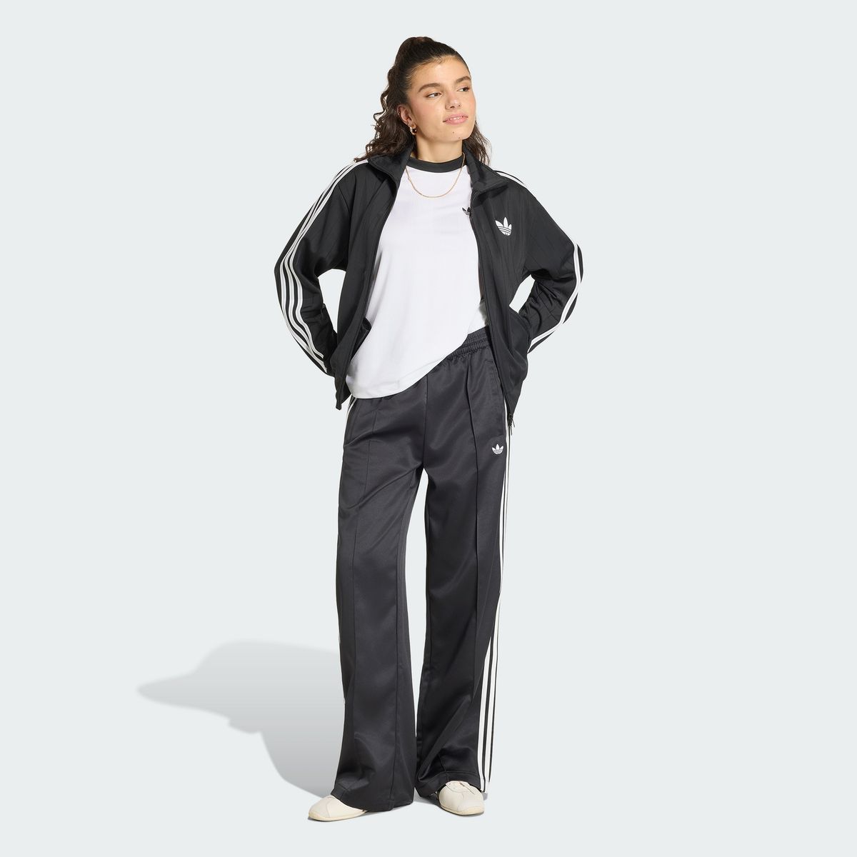 아디다스(ADIDAS) 새틴 SST 루즈 트랙 팬츠 - 블랙:화이트 / KS9372