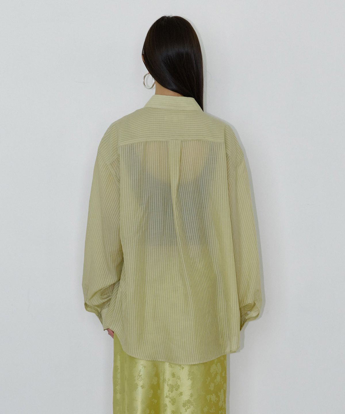 마이스(MAIS) SHEER STRIPE OVERSIZED SHIRT / OLIVE