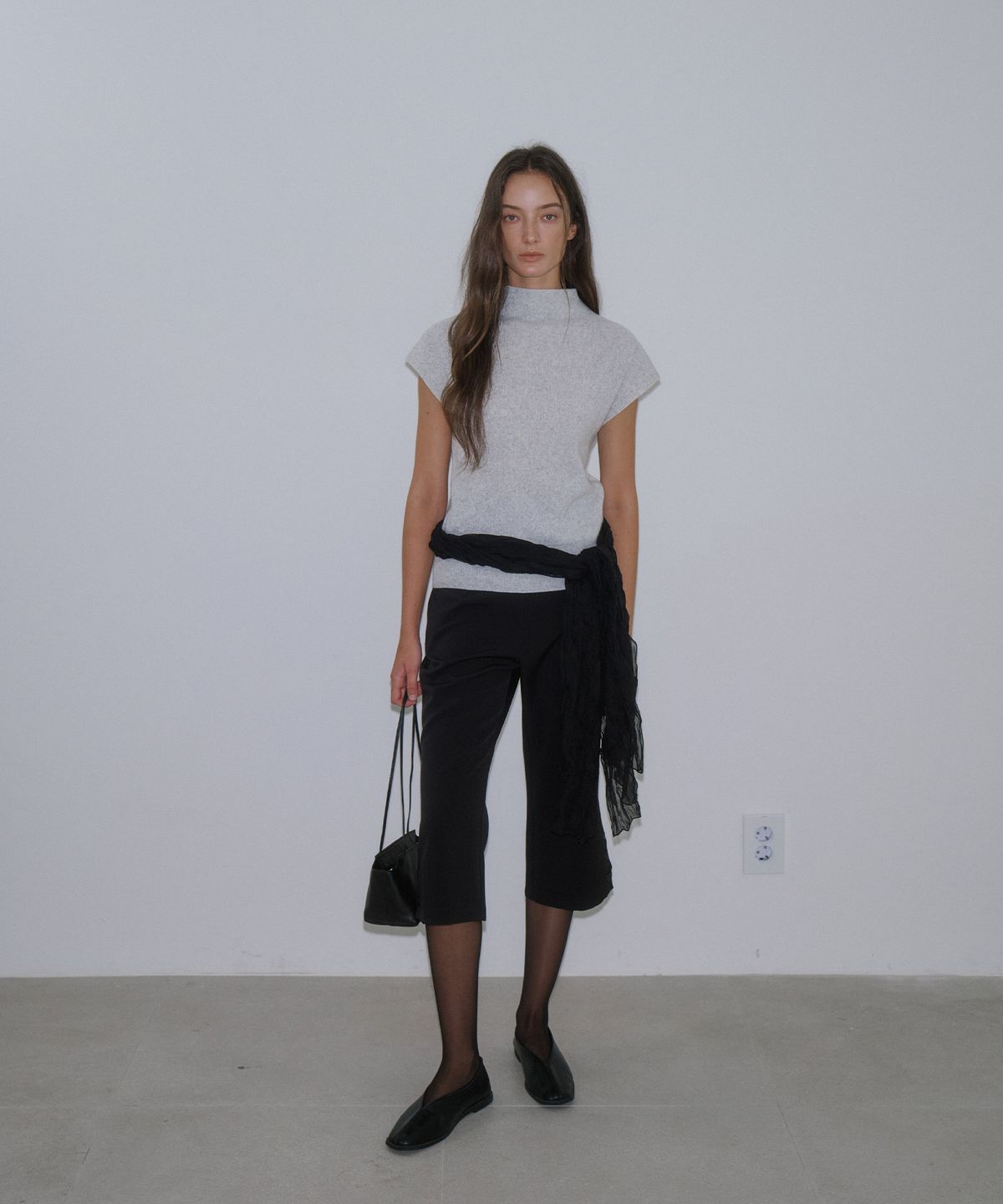 가더(GARDER) Side Button Capri Pants (Black)