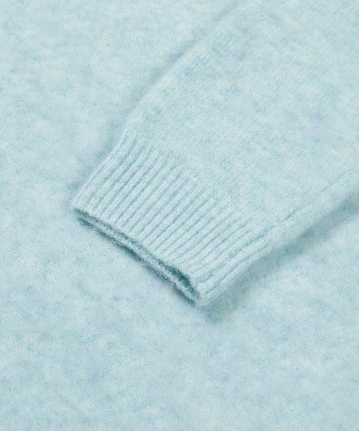 엠엠엘지(MMLG) SUNDAY V-NECK KNIT (SKY BLUE)