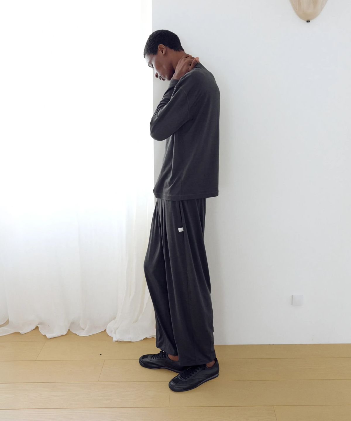 지노키오(JINOCHIO) (m)Allthegood 턱 팬츠 (블랙)