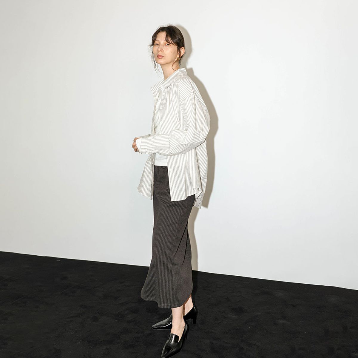 웬스데이딜라잇(WEDNESDAY DELIGHT) WD_Delicate stripe shirt
