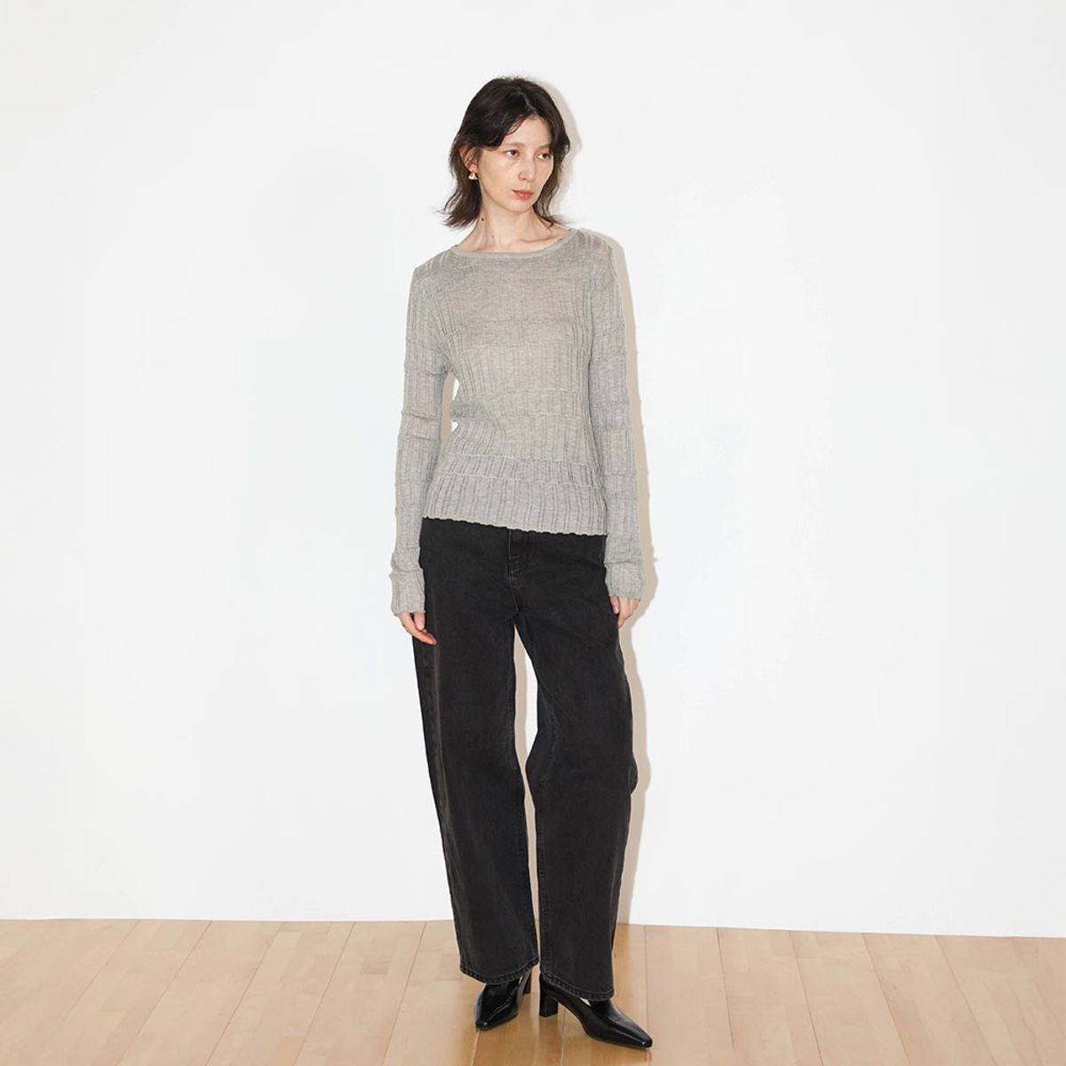 웬스데이딜라잇(WEDNESDAY DELIGHT) WD_Texture round neck knit