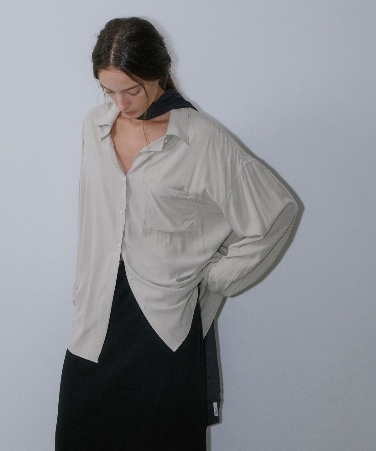 가더(GARDER) Que Classic Shirt (Light Khaki)