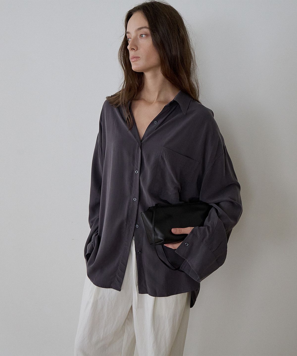 가더(GARDER) Que Classic Shirt (Charcoal)