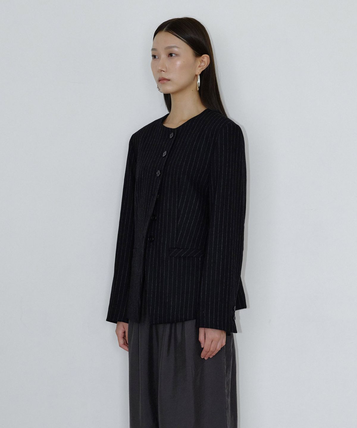 마이스(MAIS) STRIPE HOURGLASS WOOL JACKET / BLACK
