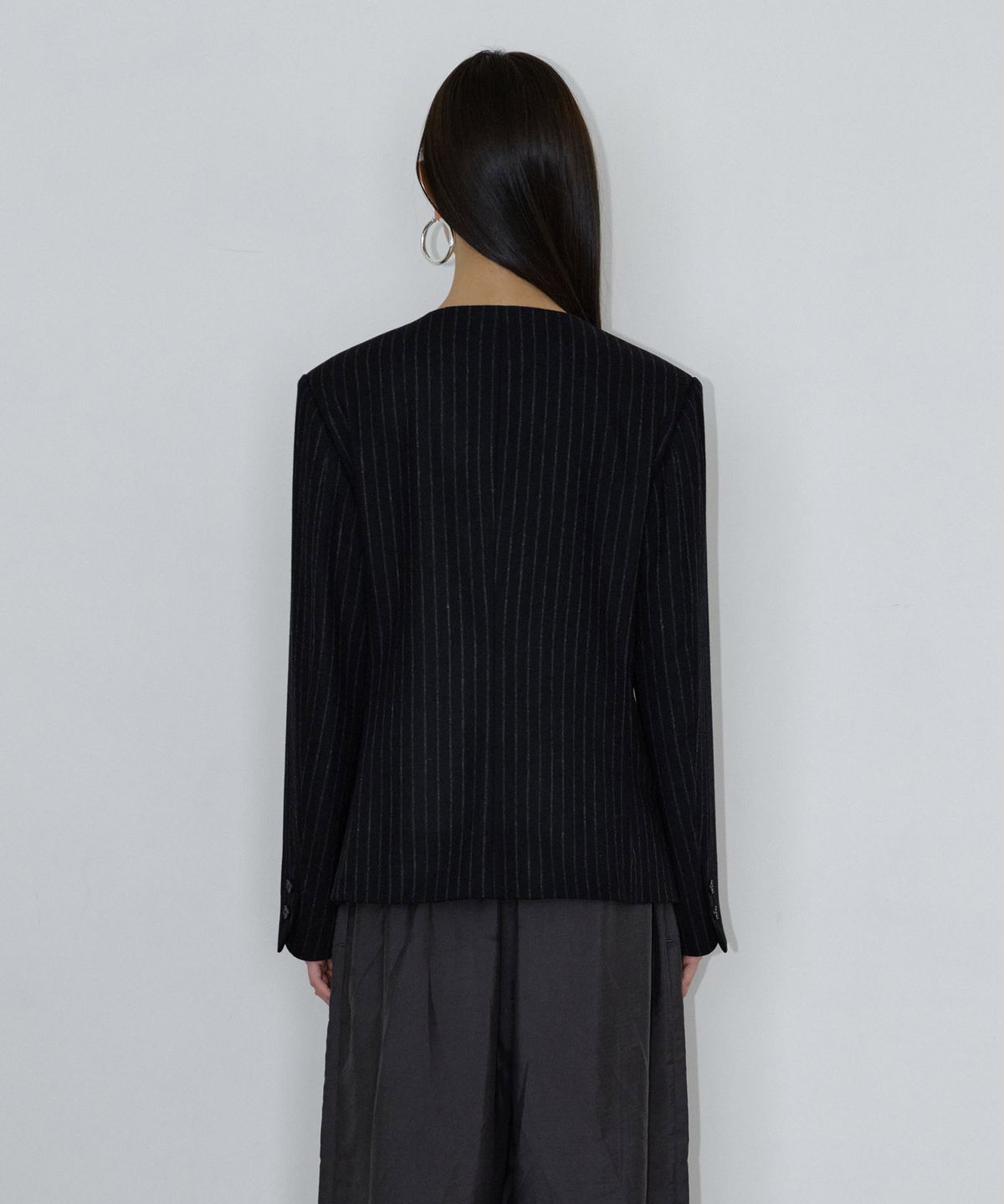 마이스(MAIS) STRIPE HOURGLASS WOOL JACKET / BLACK