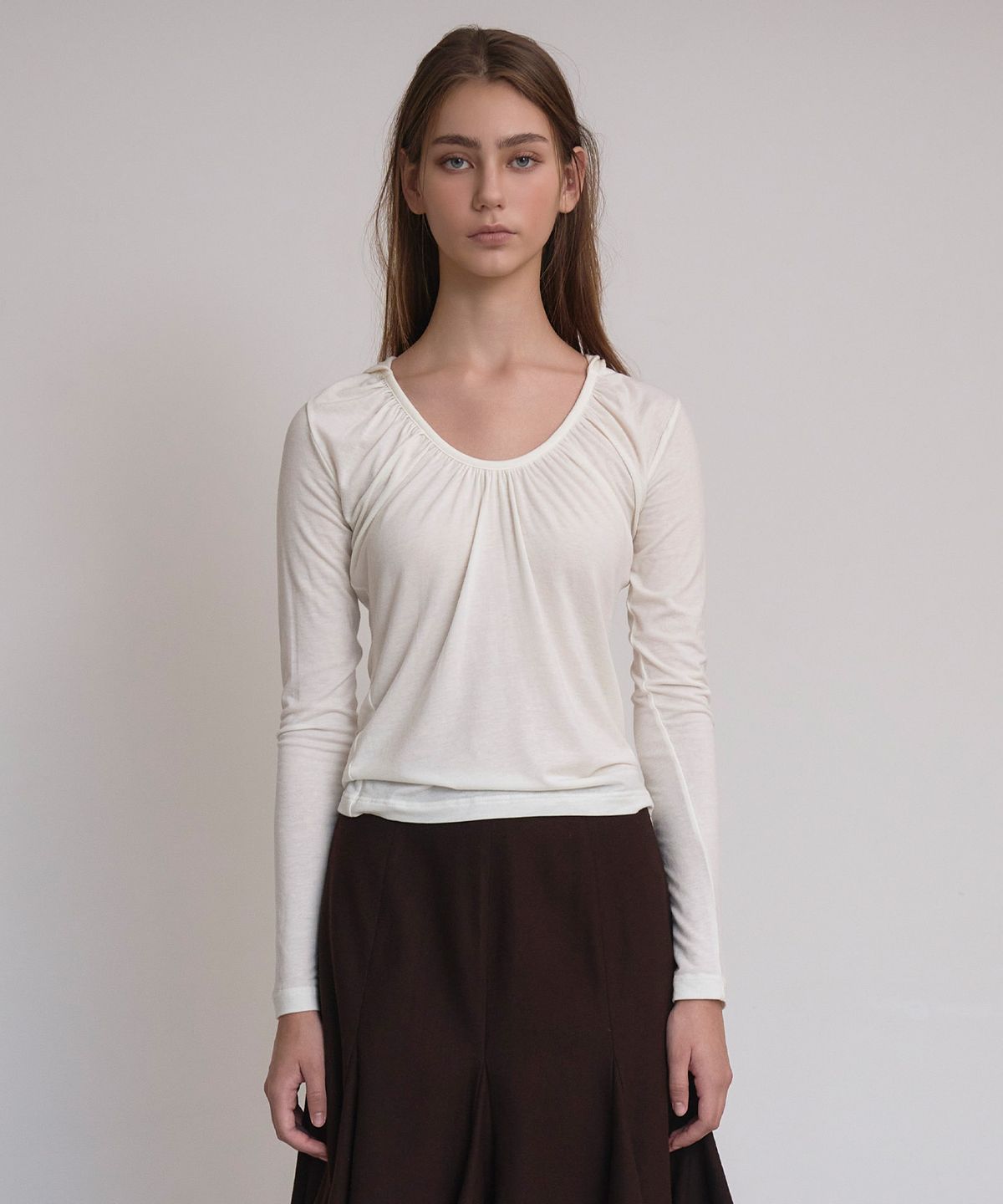 언틸디예스(UNTIL THE YES) Shirred Long-Sleeve Hood Top, Cream