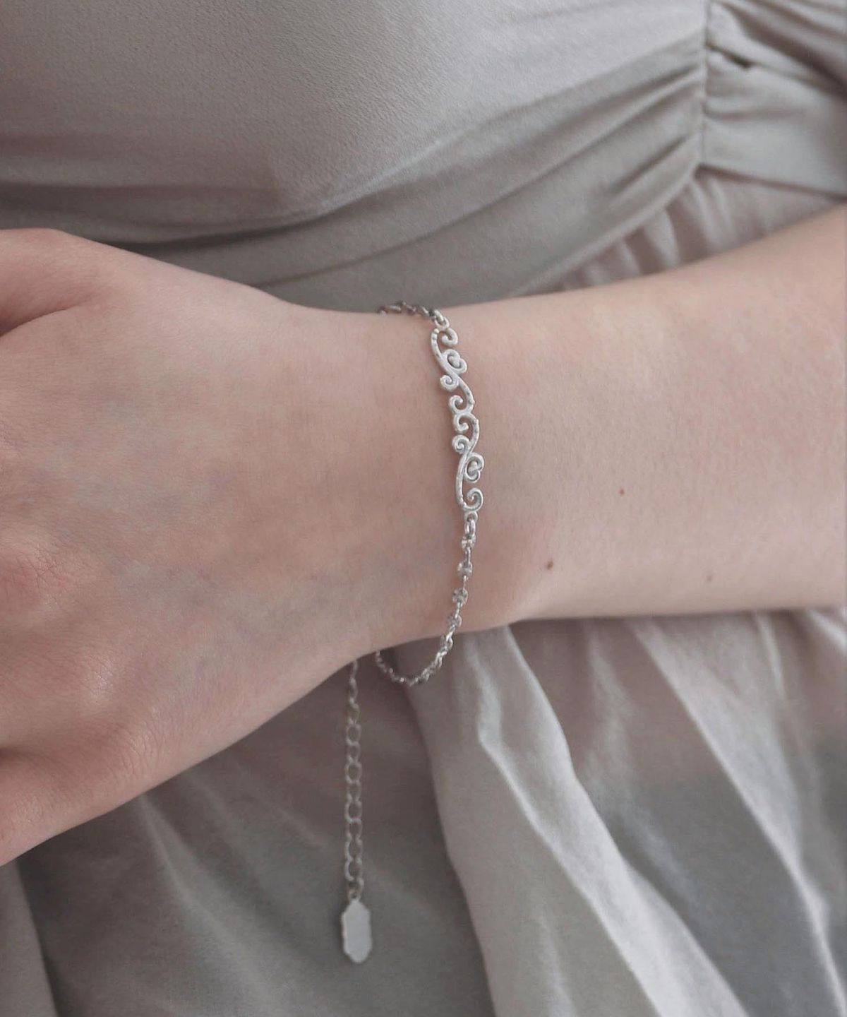 러브트릭스(LOVETRIX) Silver 925 Vintage Lace Bracelet(silver 925 소재)