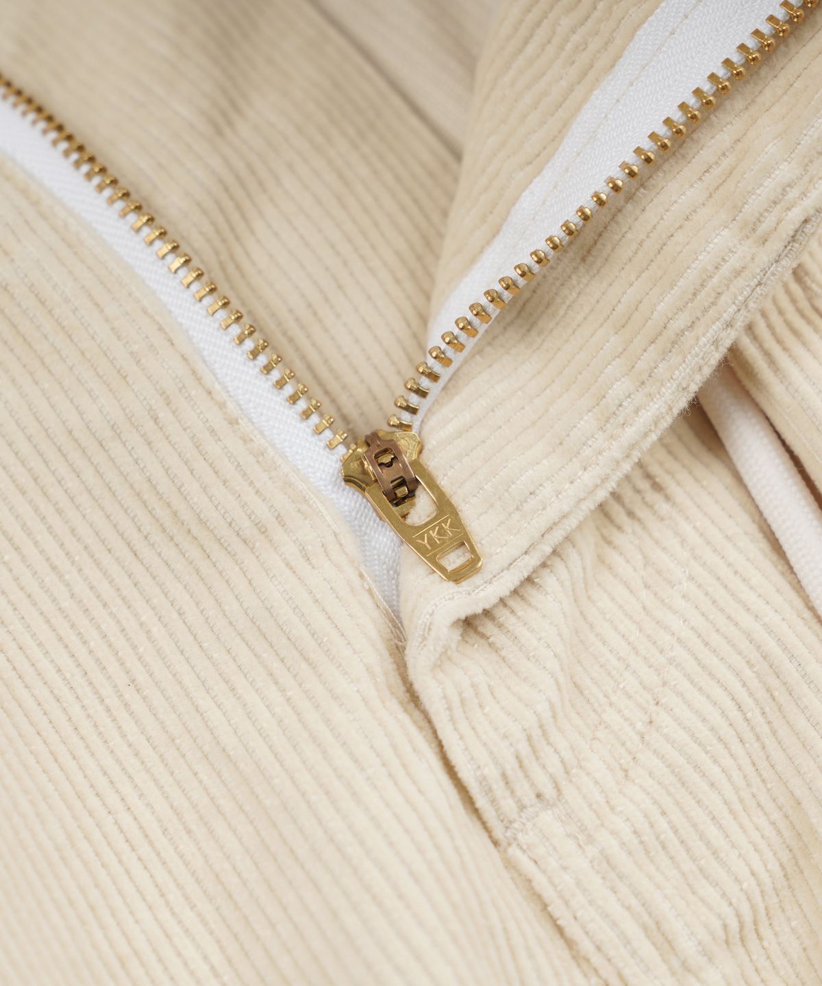 프리즘웍스(FRIZMWORKS) CORDUROY BALLOON PANTS _ IVORY