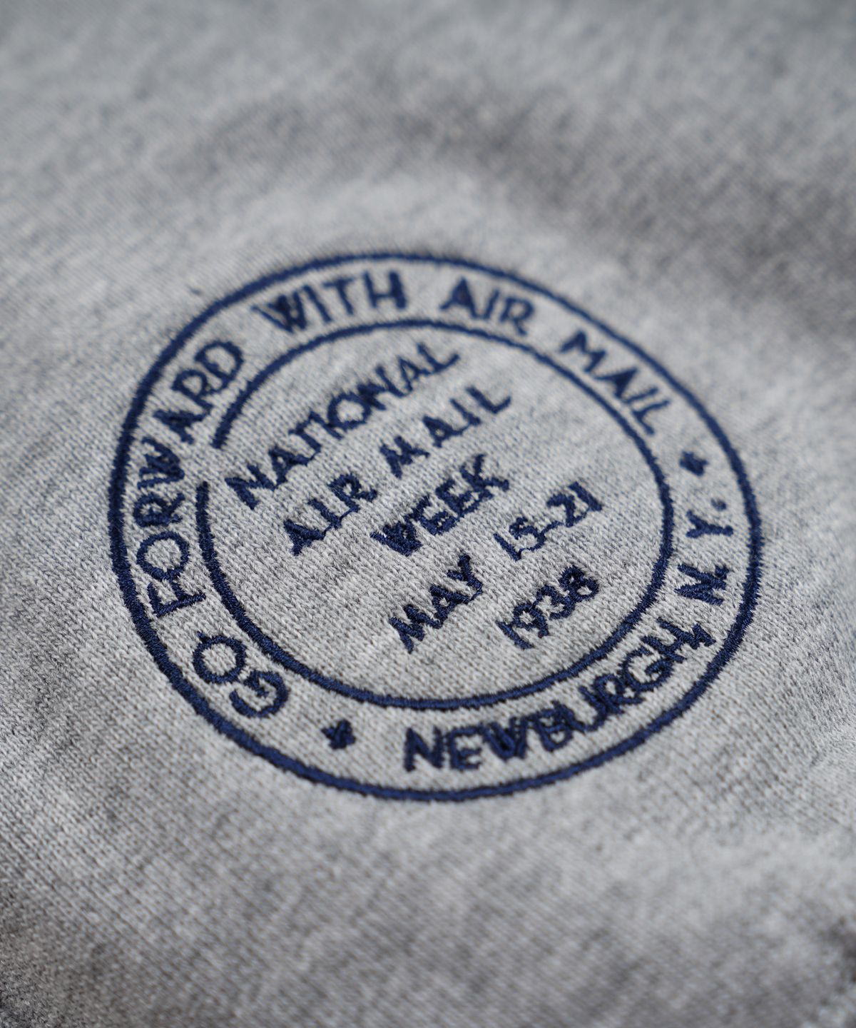 프리즘웍스(FRIZMWORKS) NATIONAL AIR MAIL WEEK HOODY _ GRAY