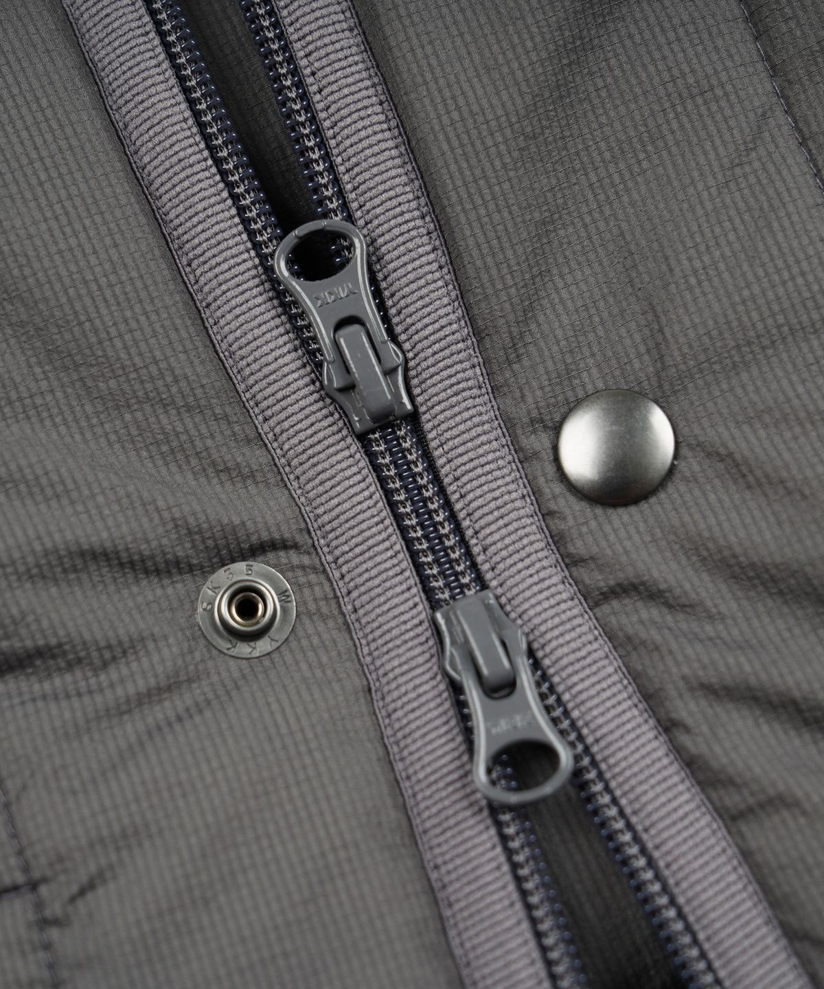프리즘웍스(FRIZMWORKS) HALF MOON GOOSE DOWN LINER JACKET _ GUN METAL