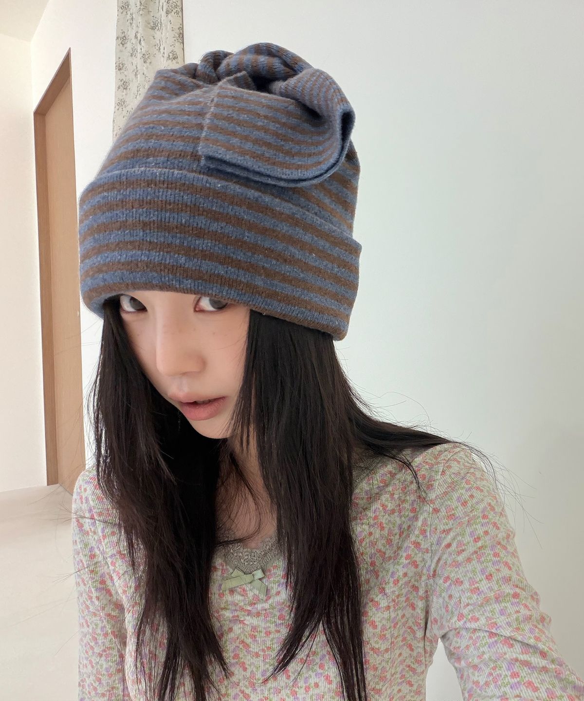 에이이에이이(AEAE) PILED LONG BEANIE [BLUE]