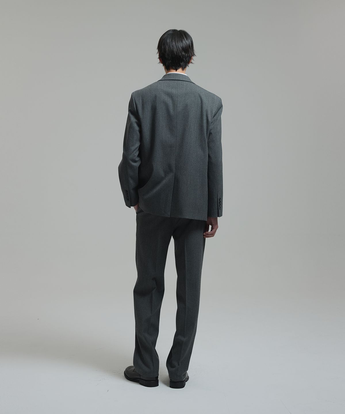 넌블랭크(NONBLANK) 울 블렌드 리브드 세미와이드핏 슬랙스_GREY