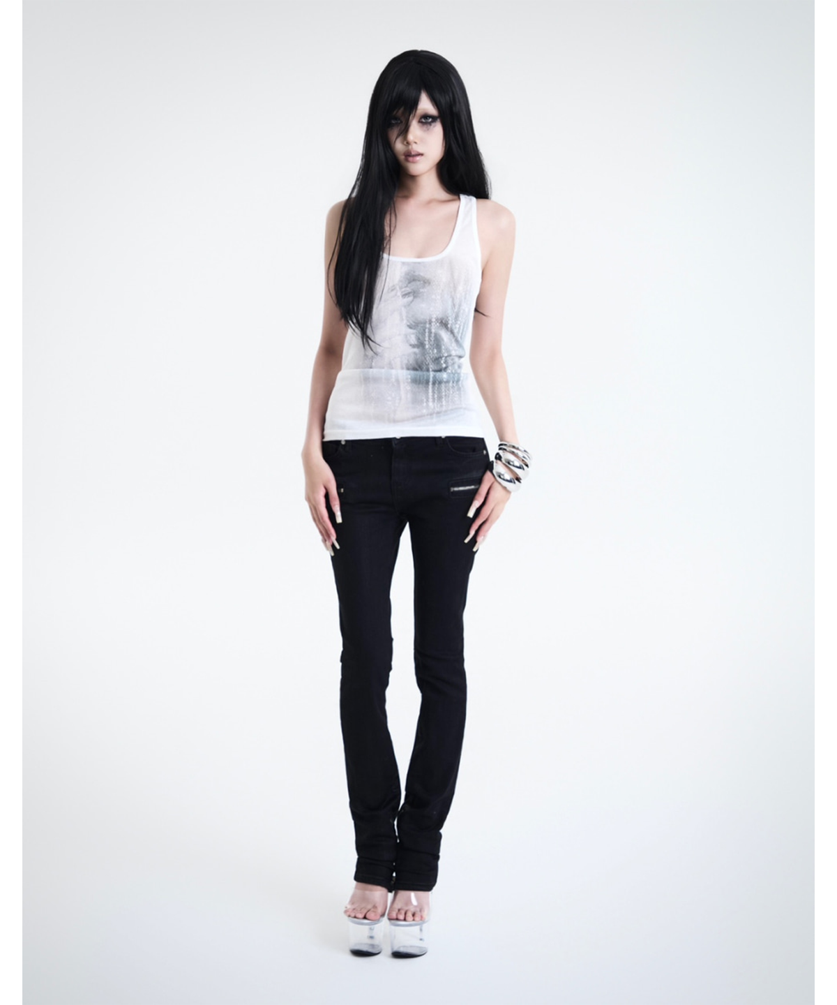 쿄이(KYOIII) SEQUIN FACE SLEEVELESS (WHITE)