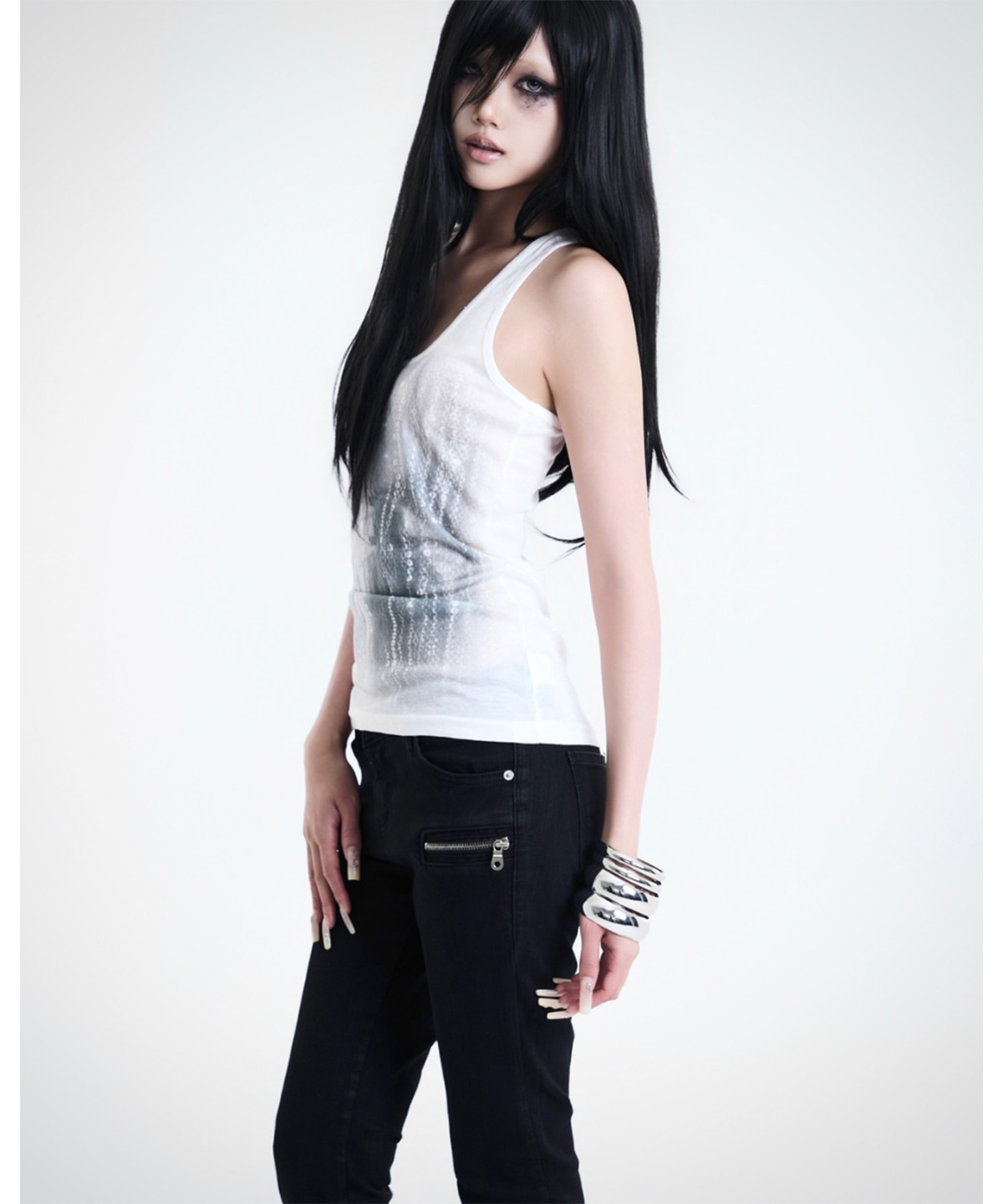 쿄이(KYOIII) SEQUIN FACE SLEEVELESS (WHITE)