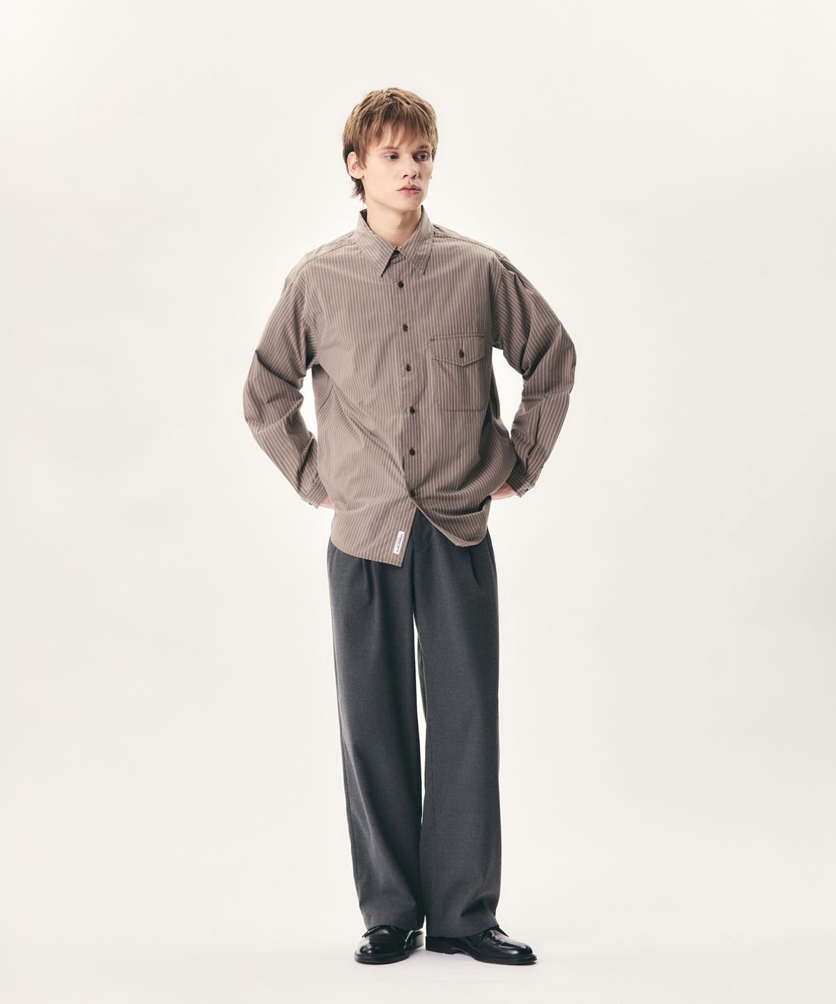 에스피오나지(ESPIONAGE) Easy Slacks Pants Dark Grey