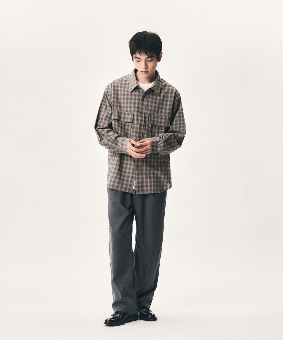 에스피오나지(ESPIONAGE) Easy Slacks Pants Dark Grey