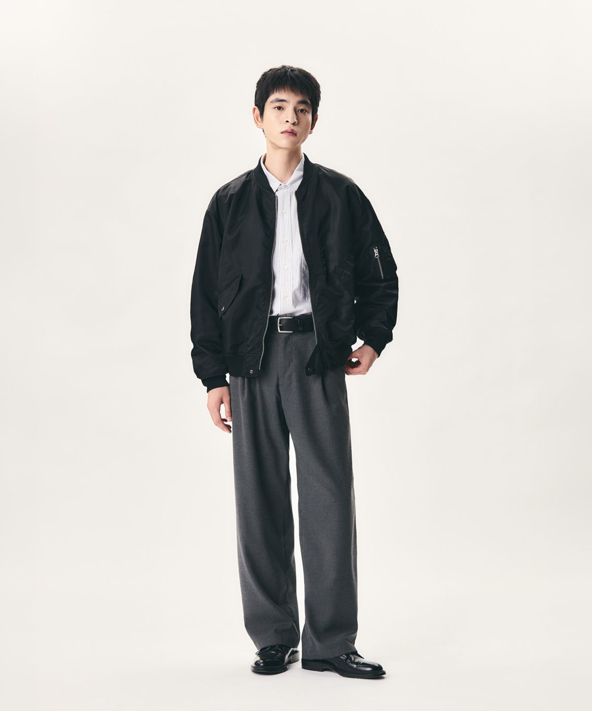 에스피오나지(ESPIONAGE) Easy Slacks Pants Dark Grey