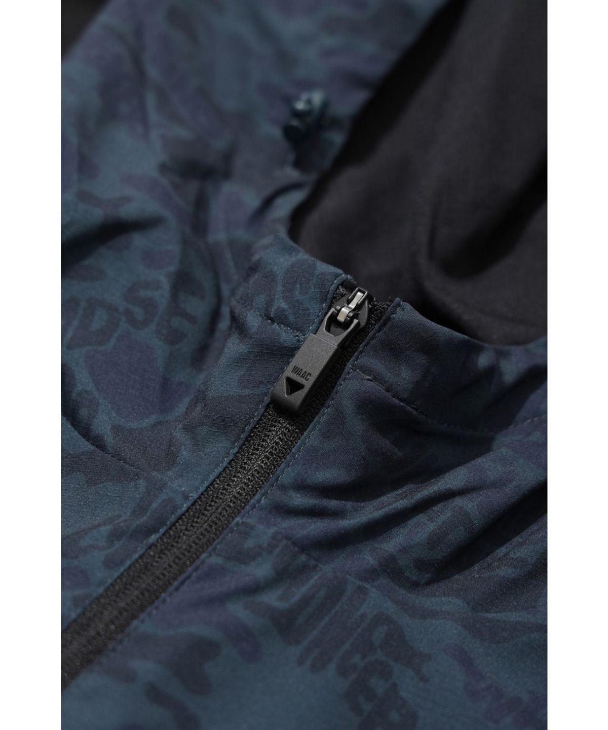 왁(WAAC) Men Patterned Hoodie Windbreaker WMUAA26602NYX