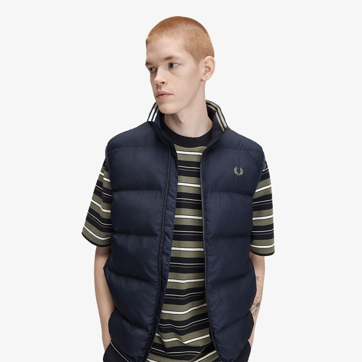프레드페리(FRED PERRY) [Sport] 인슐레이트 베스트 - 다크에어포스 AFPM2G38522-46B