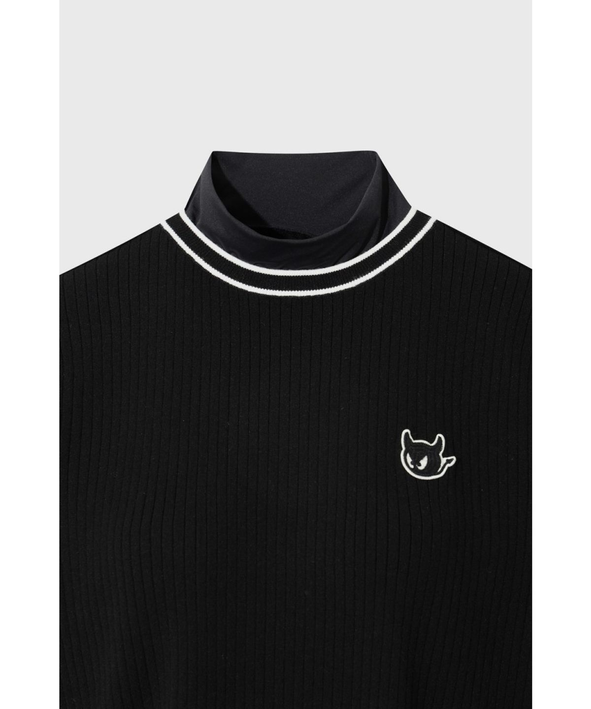 왁(WAAC) Women Faux Layered Knit Vest WWWAA26612BKX