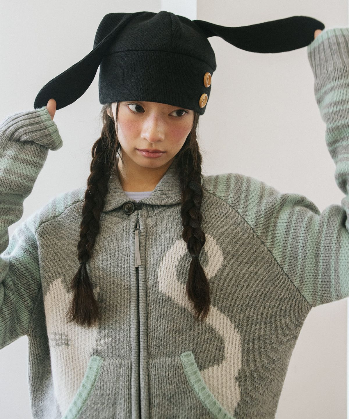 카비시(CAVISH) CATS BUTTON ZIP UP CARDIGAN GREY(CV2GFUK681A)
