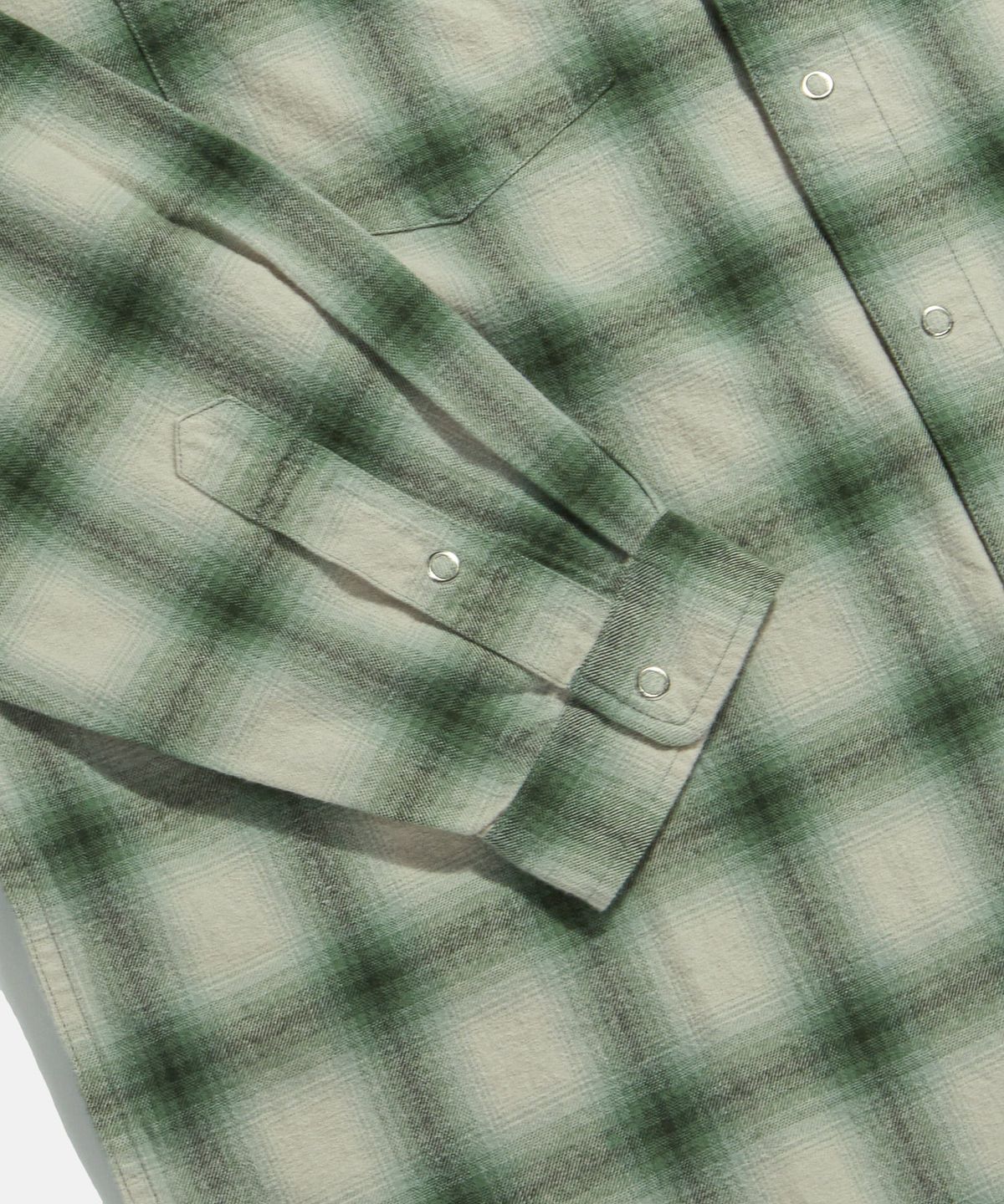에스피오나지(ESPIONAGE) Ombre Plaid Western Shirt Green
