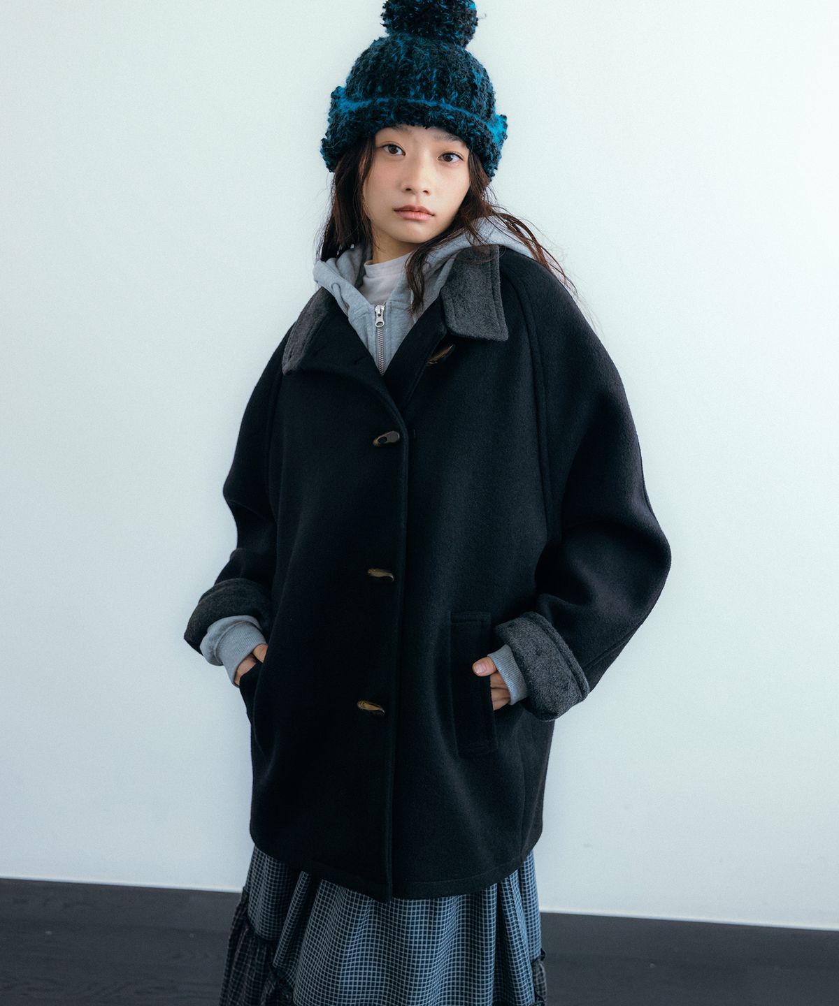 이요우아(IYOWUAH) Wool Blend Duffle Half Coat, Black