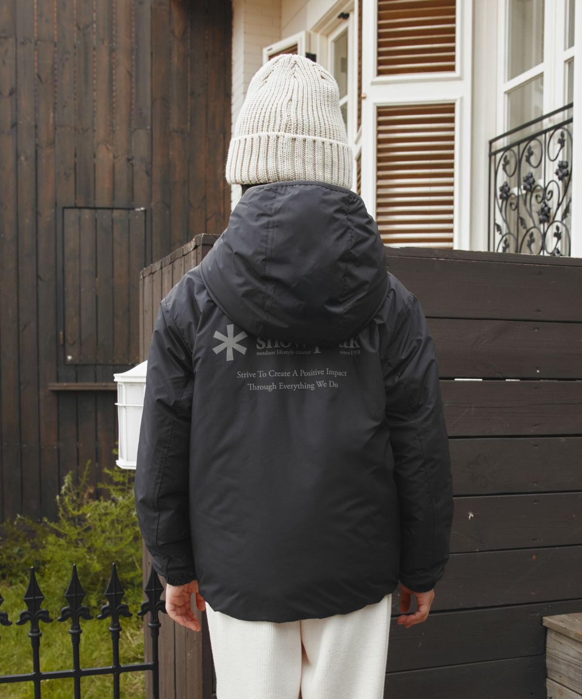 스노우피크 어패럴(SNOWPEAK APPAREL) 키즈 퍼텍스 퀀텀 씬클라우드 경량 후드 자켓 (S26WKTPJ80) Black