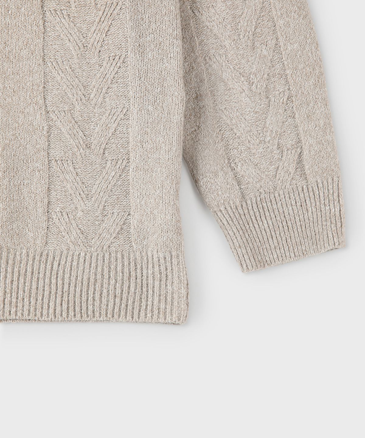 빠니깔레(PANICALE) 베이지 멜란지 헤링본 크루넥 니트