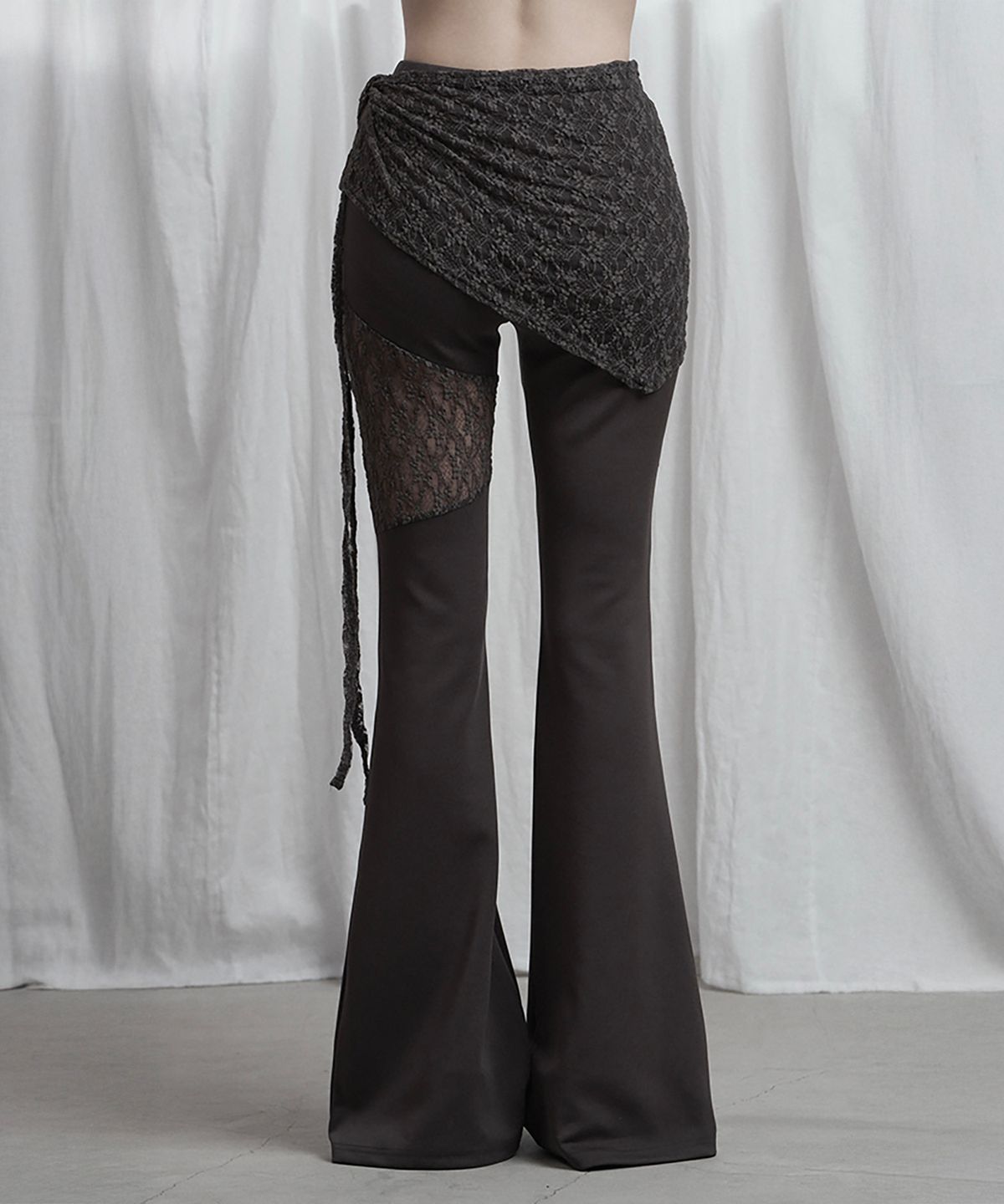 에트오소메(ETRE AU SOMMET) See Through Lace Lap Bootcut Pants (Charcoal)