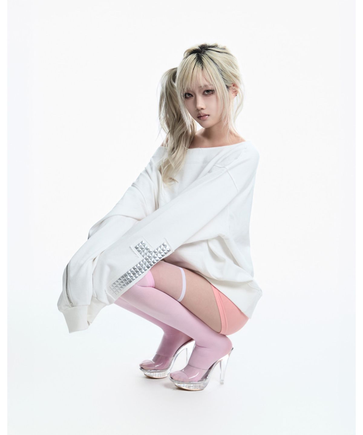 쿄이(KYOIII) CROSS SHOULDER SWEATSHIRT(WHITE)
