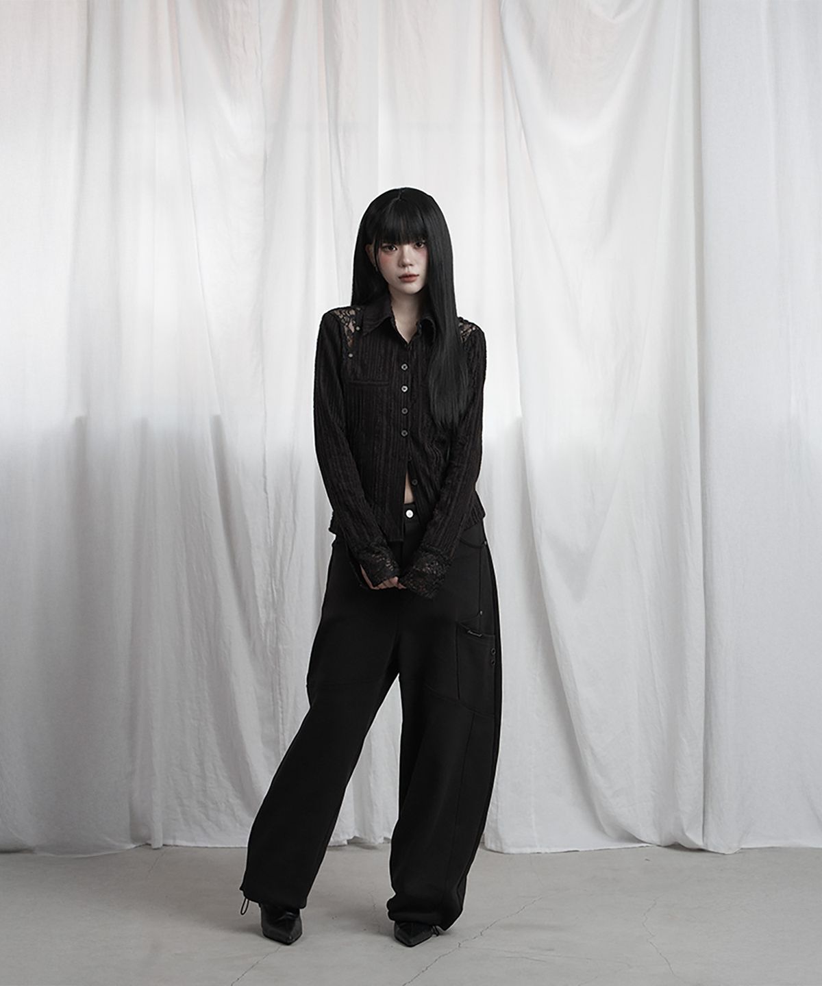 에트오소메(ETRE AU SOMMET) Panel Pocket Wide Training Pants (Black)
