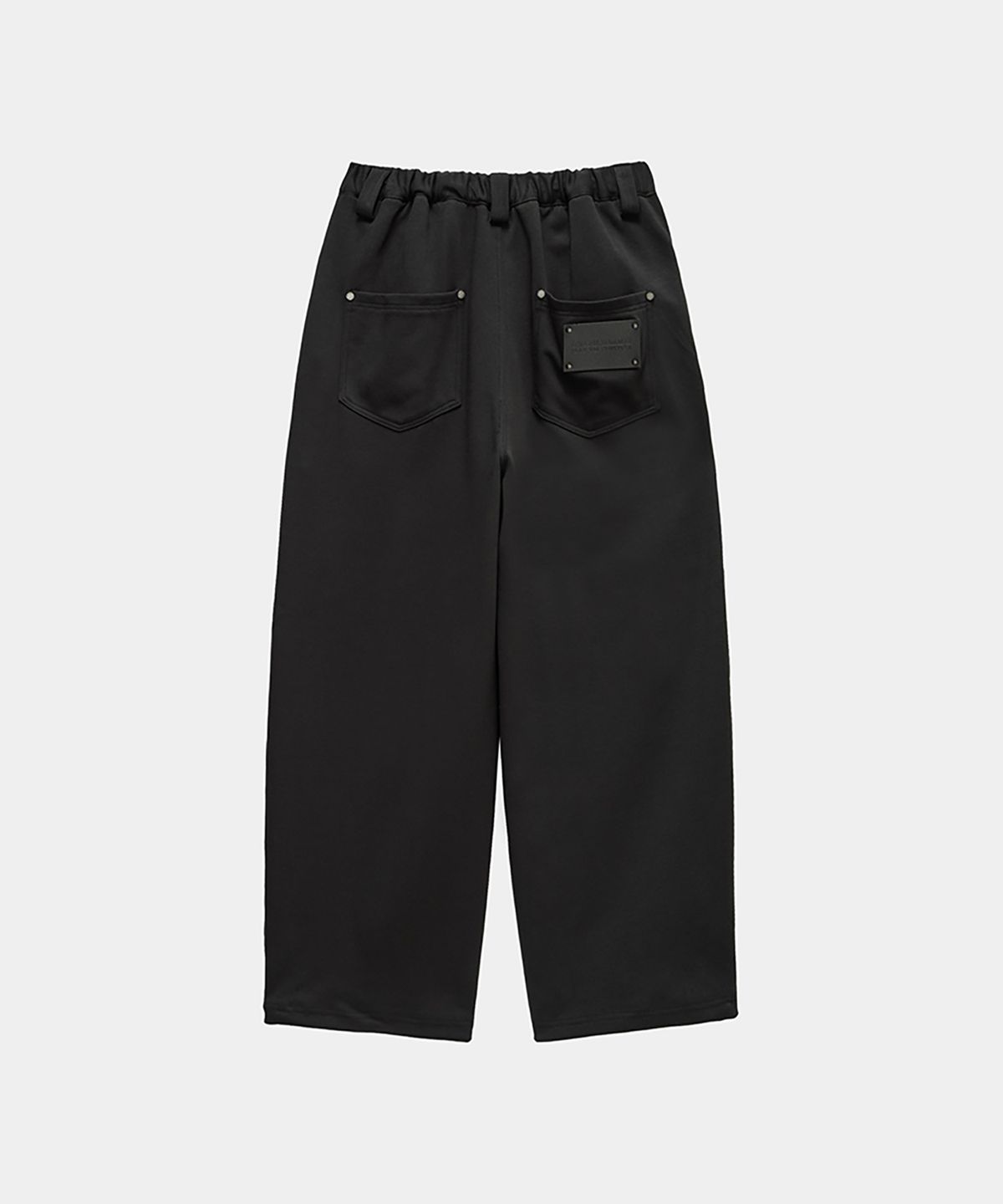 에트오소메(ETRE AU SOMMET) Panel Pocket Wide Training Pants (Black)