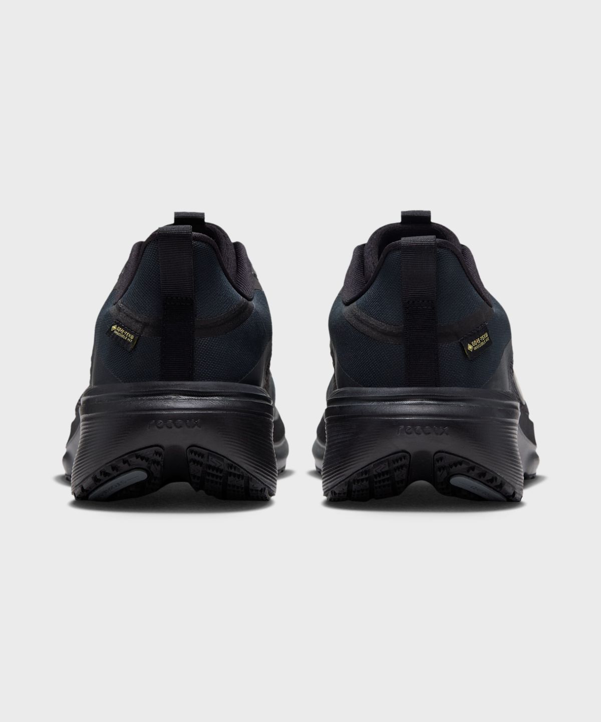 나이키(NIKE) 페가수스 42 GORE-TEX M - 블랙:오프 누아르:다크 그레이:블랙 / IQ0450-005