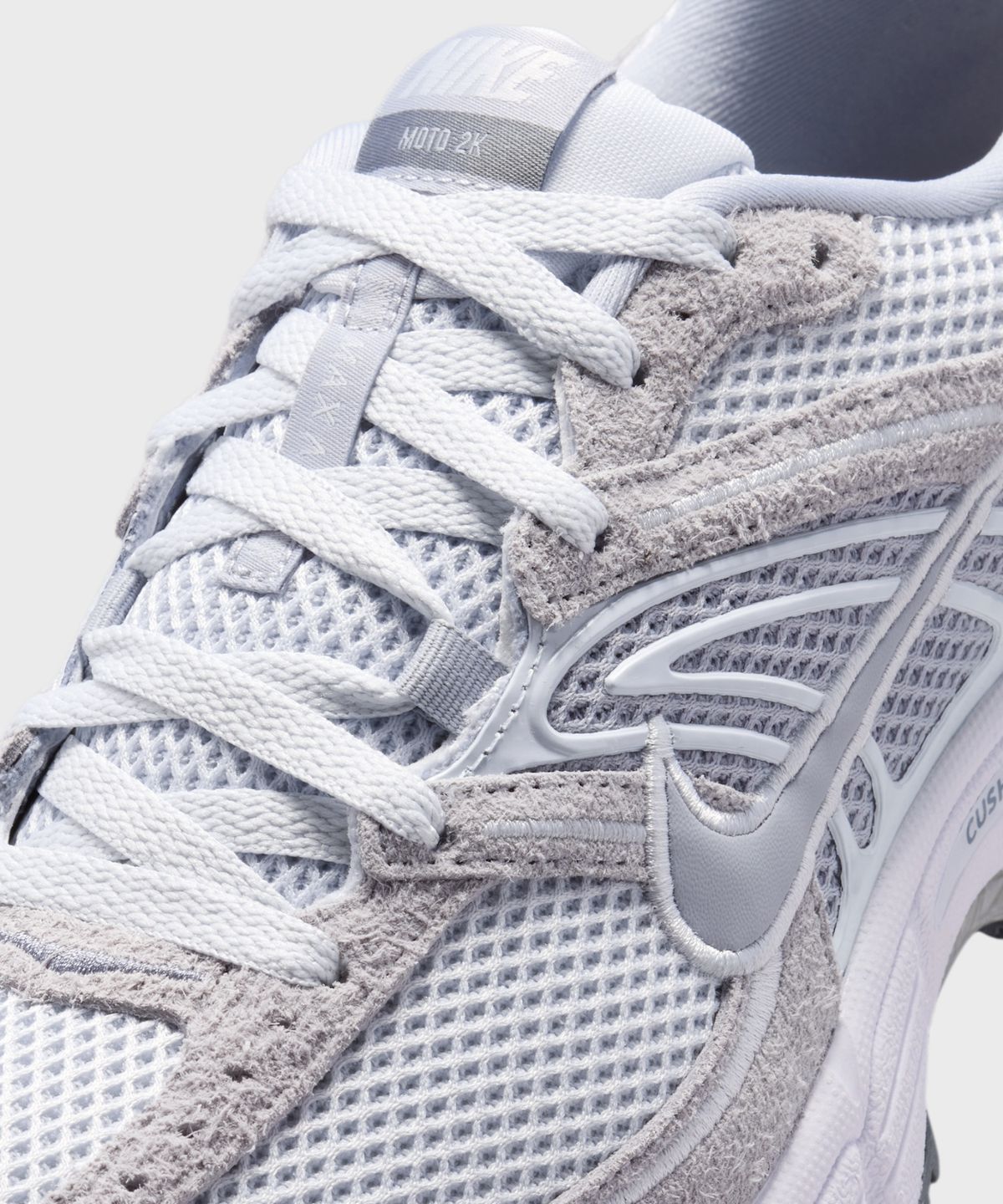 나이키(NIKE) 에어 맥스 모토 2K 스웨이드 M - 퓨어 플래티넘:화이트:쿨 그레이:울프 그레이 / IX4846-001