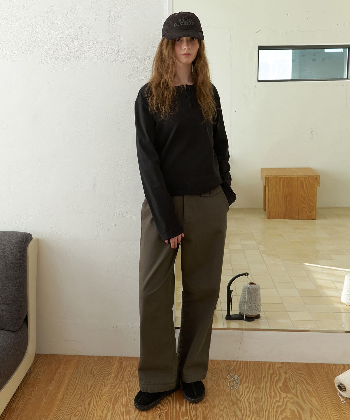 더미튼(THEMITTEN) Flap pocket pants (bark)