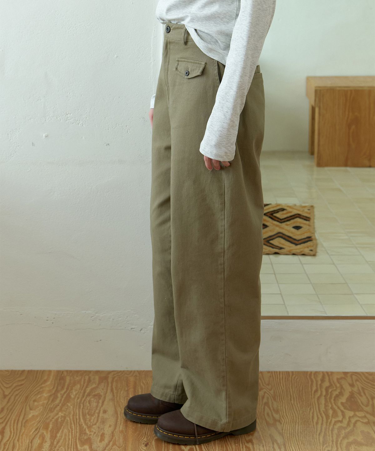 더미튼(THEMITTEN) Flap pocket pants (dune beige)