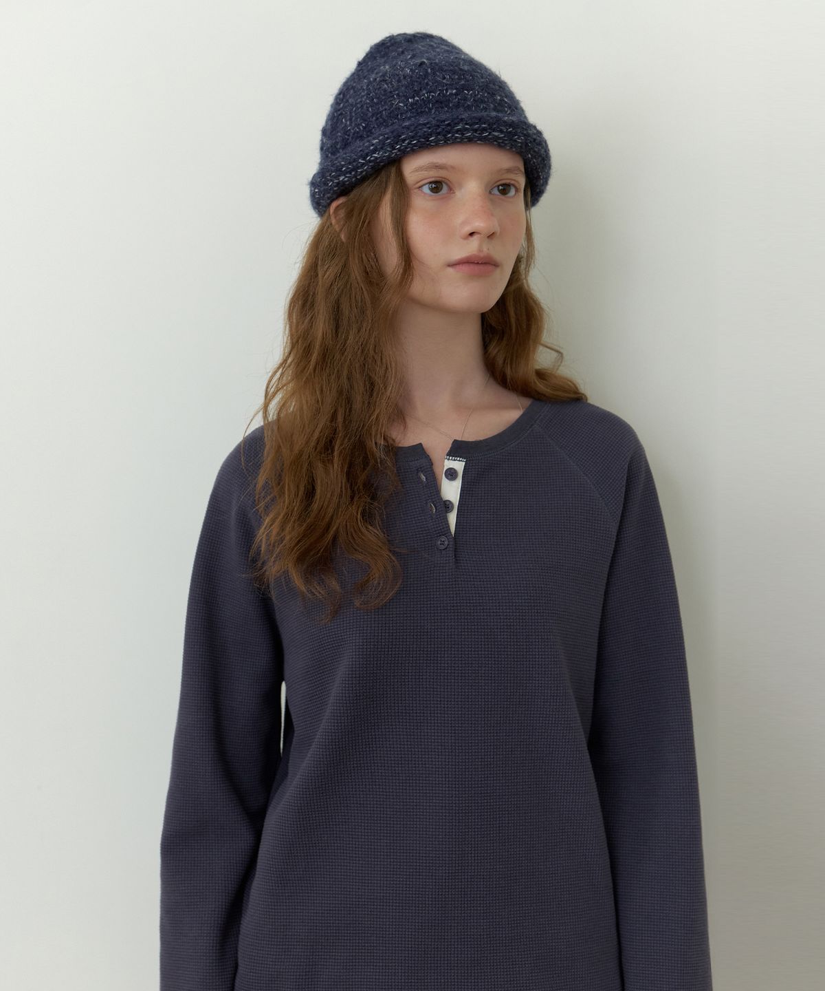 더미튼(THEMITTEN) Sylvan waffle t-shirt (vintage navy)