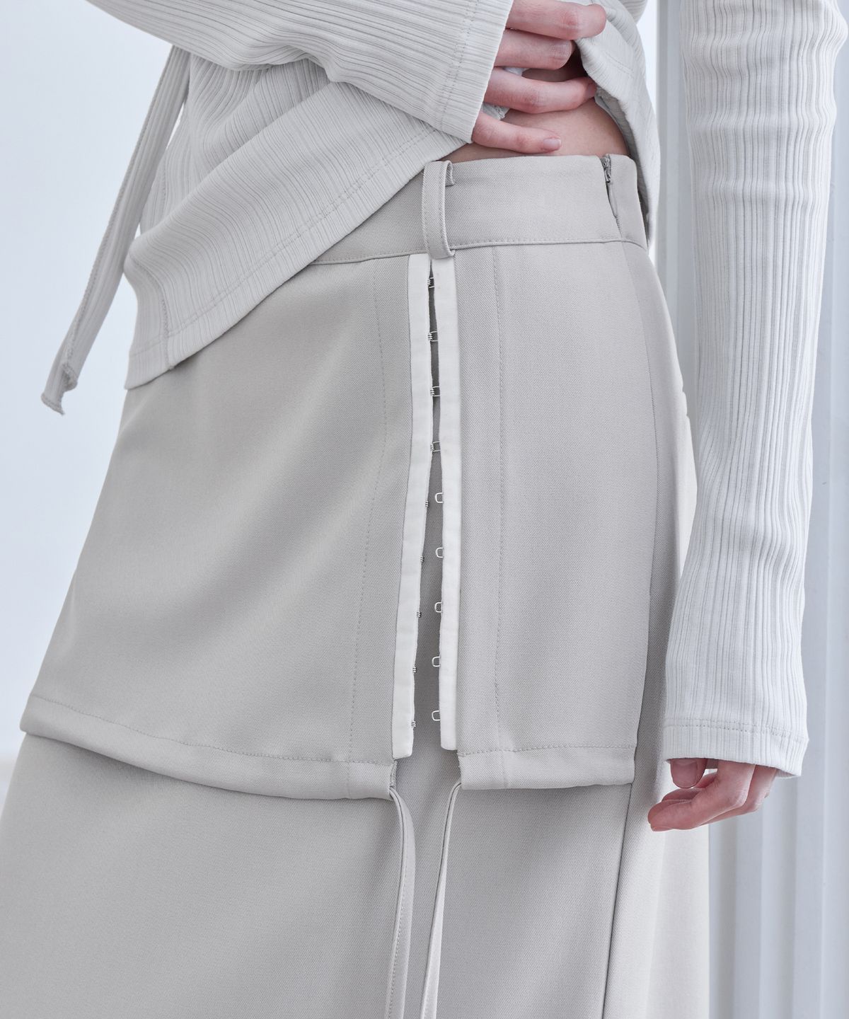런던다다(LONDONDADA) Hook & Eye Layered Long Skirt, OATMEAL