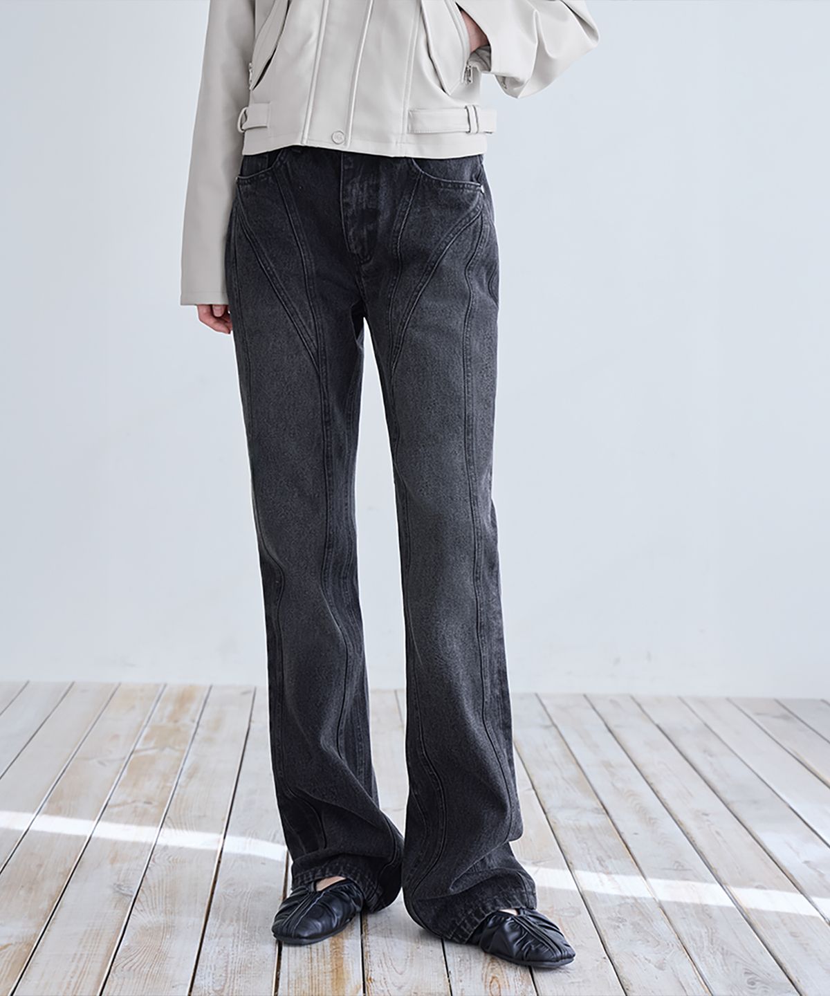 런던다다(LONDONDADA) Paneled Slim Flare Jeans,  BLACK