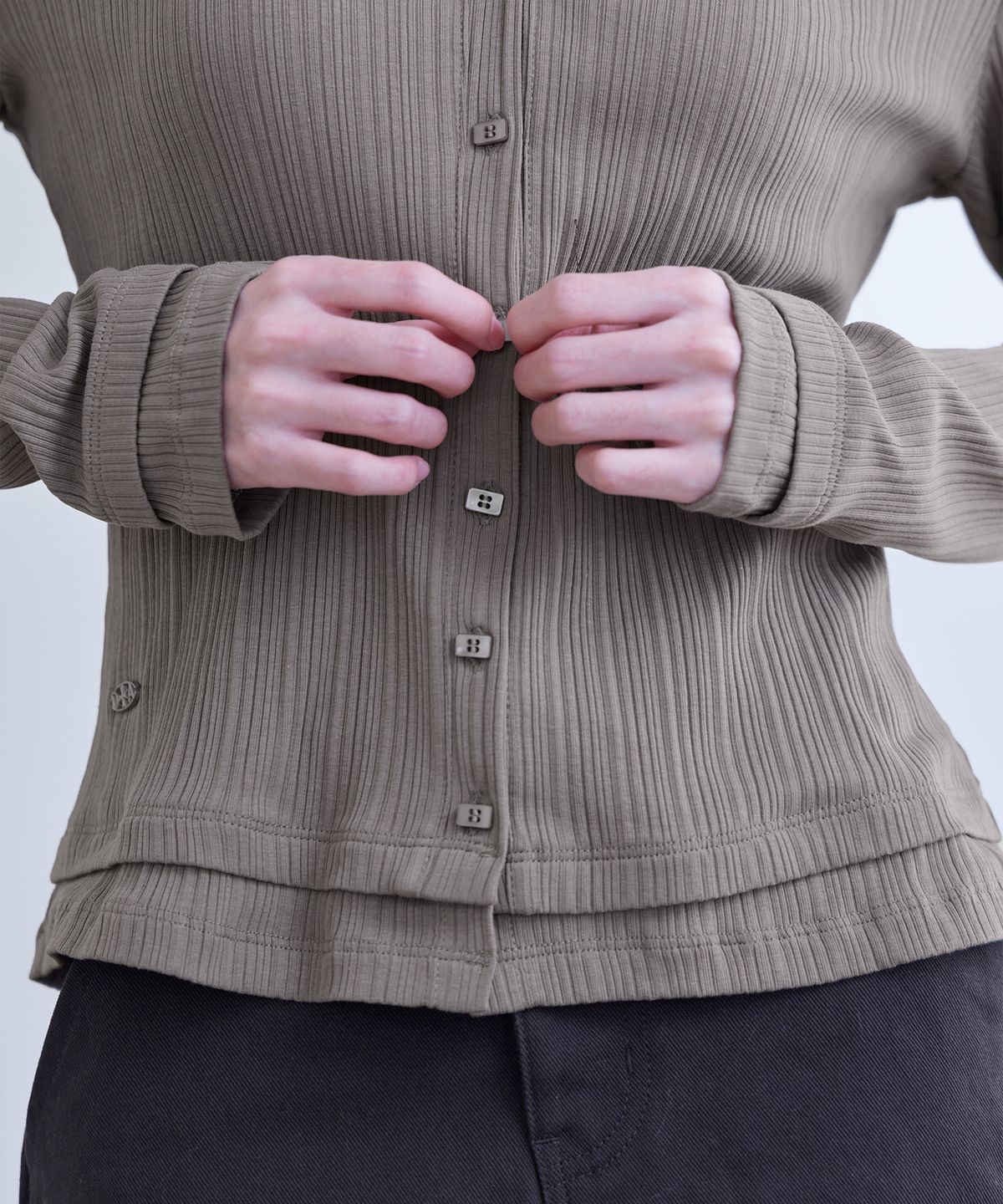 런던다다(LONDONDADA) Pleated Layered Slim Cardigan, COCOA