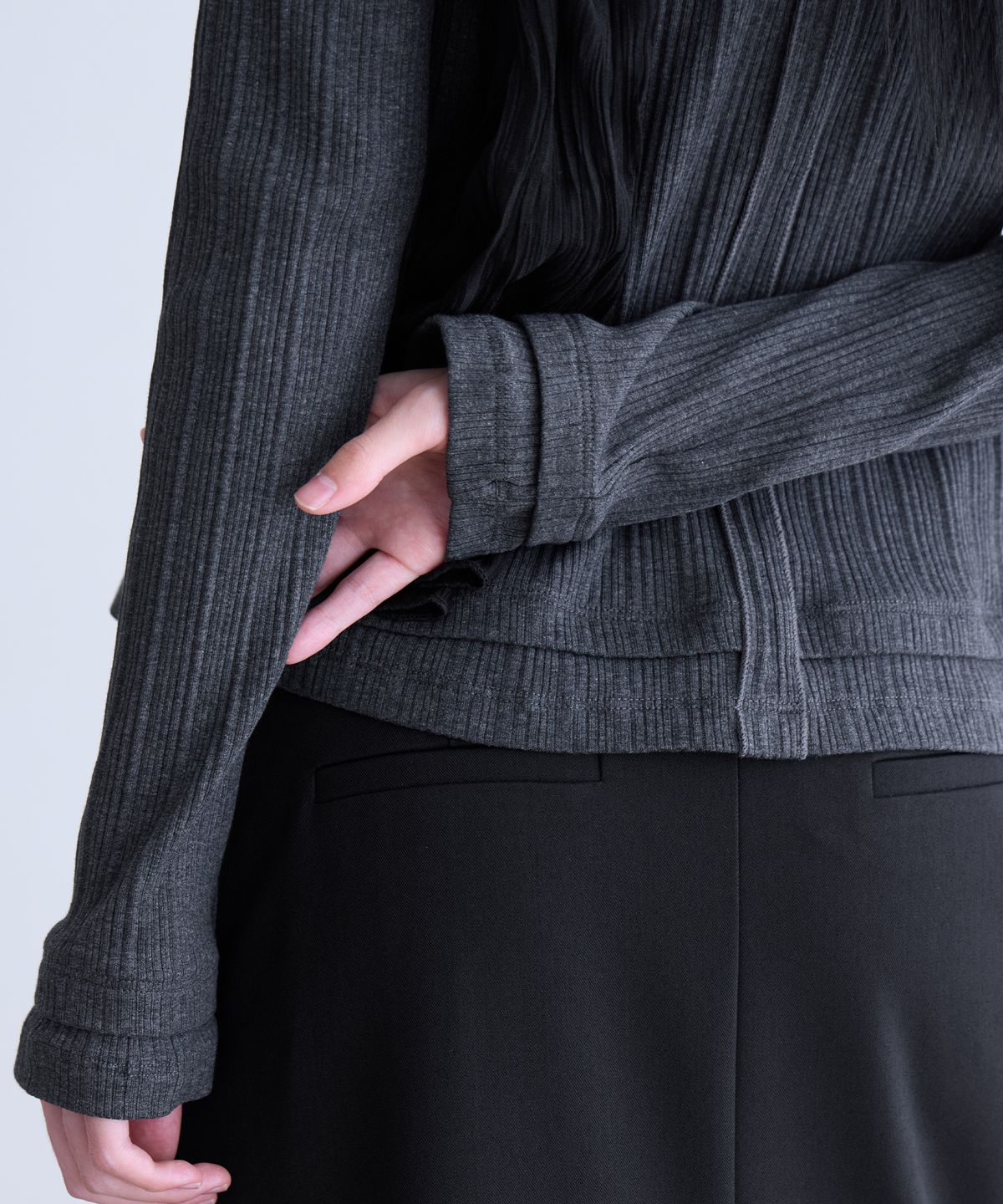 런던다다(LONDONDADA) Pleated Layered Slim Cardigan, D.CHARCOAL