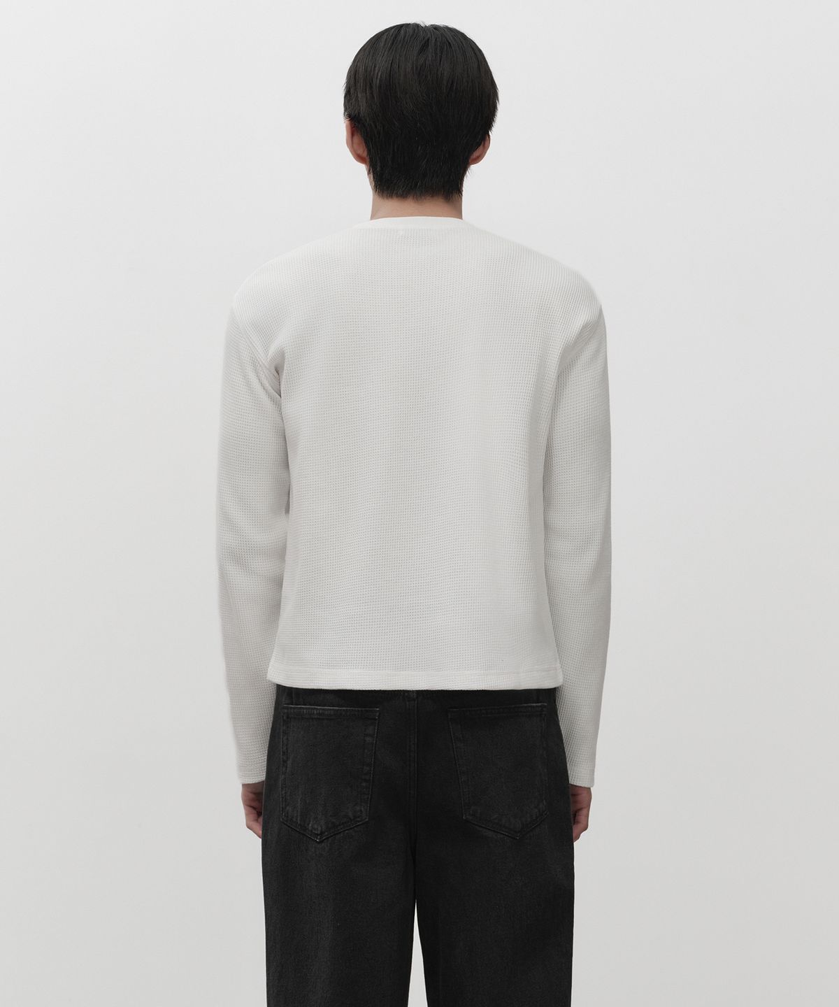 무신사 스탠다드(MUSINSA STANDARD) 와플 크롭 크루 넥 긴소매 티셔츠 [아이보리]