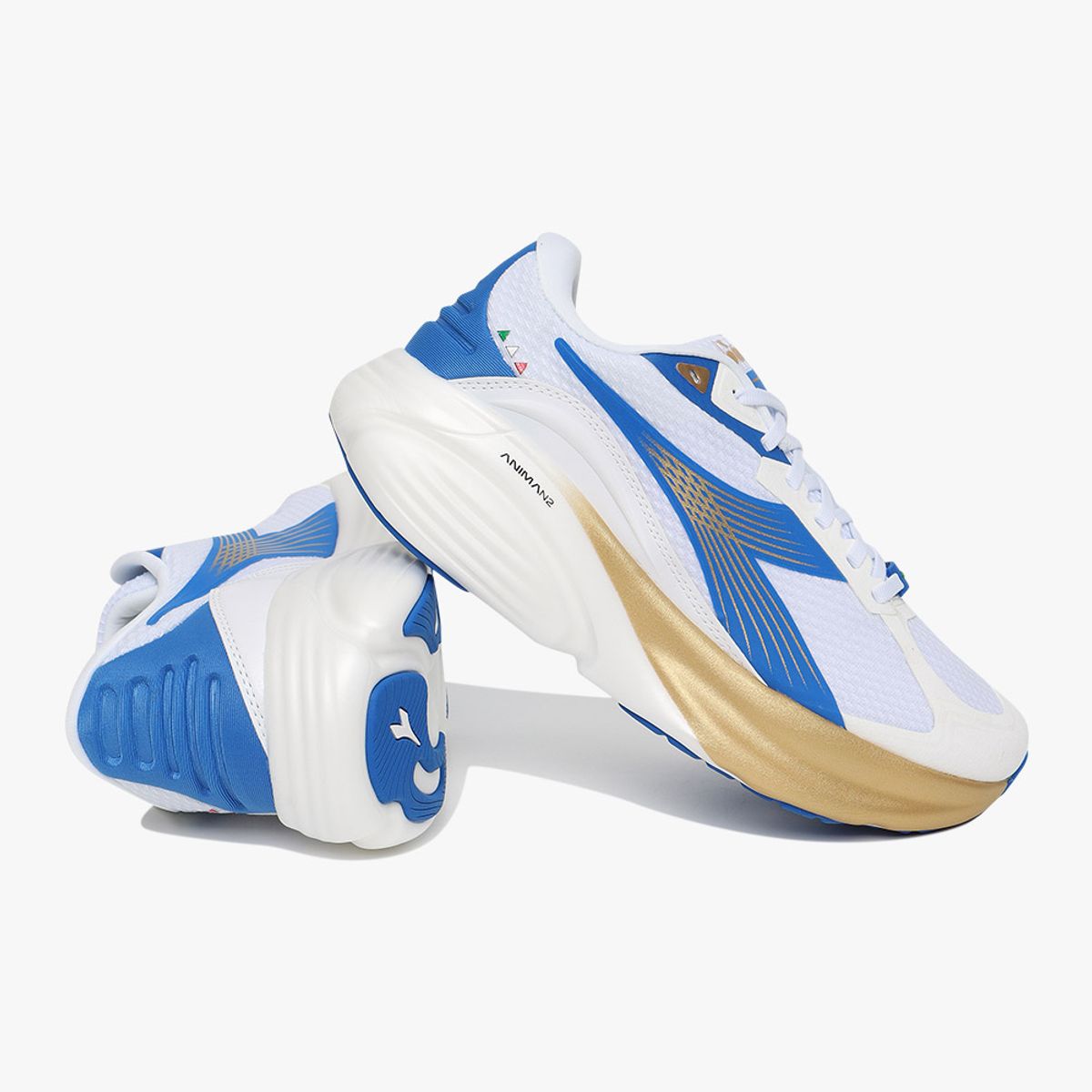 디아도라(diadora) 아토모스타 WHITE
