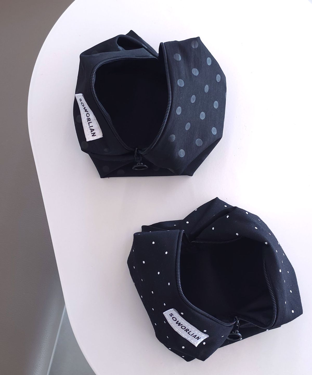 소월리안(SOWORLIAN) Cloud Pouch_Shadow Dot/Milky Dot Black